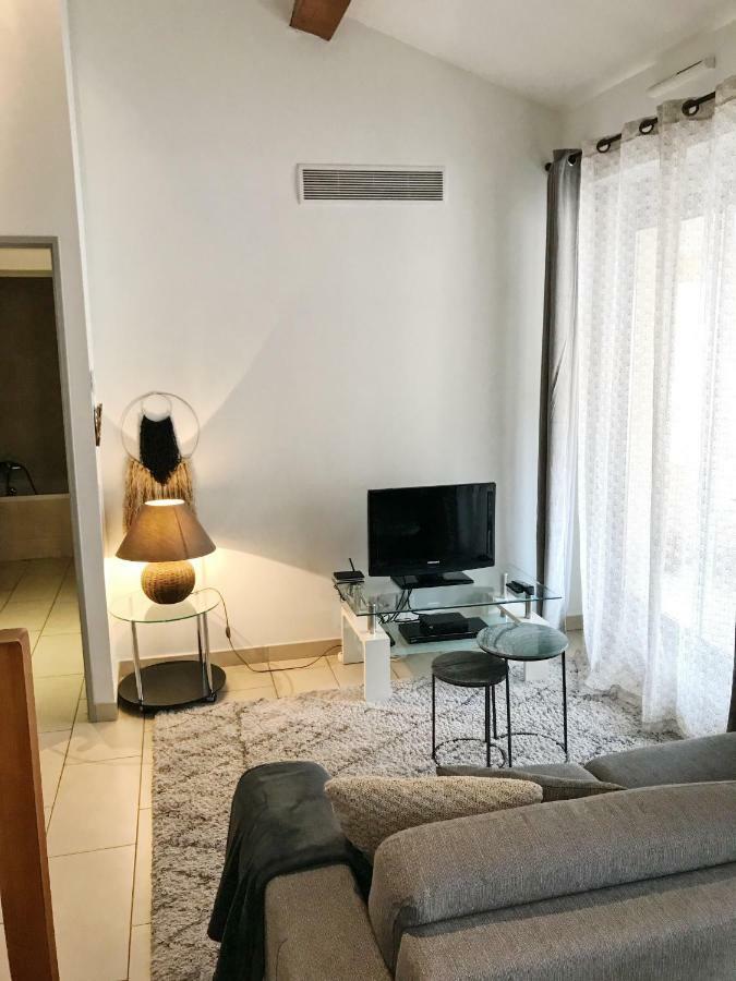 Duplex Vieux Port - Cannes Luaran gambar